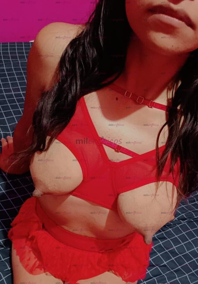 FOTOS DE ELEGANTE,FLAQUITA,RICA,APRETADITA MUY COGELONA EH INSACIABLE