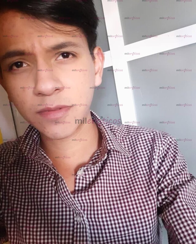 FOTOS DE SOY GAY VERSÁTIL, TENGO 25 AÑOS, DELGADO, MORENO, 1.68CM