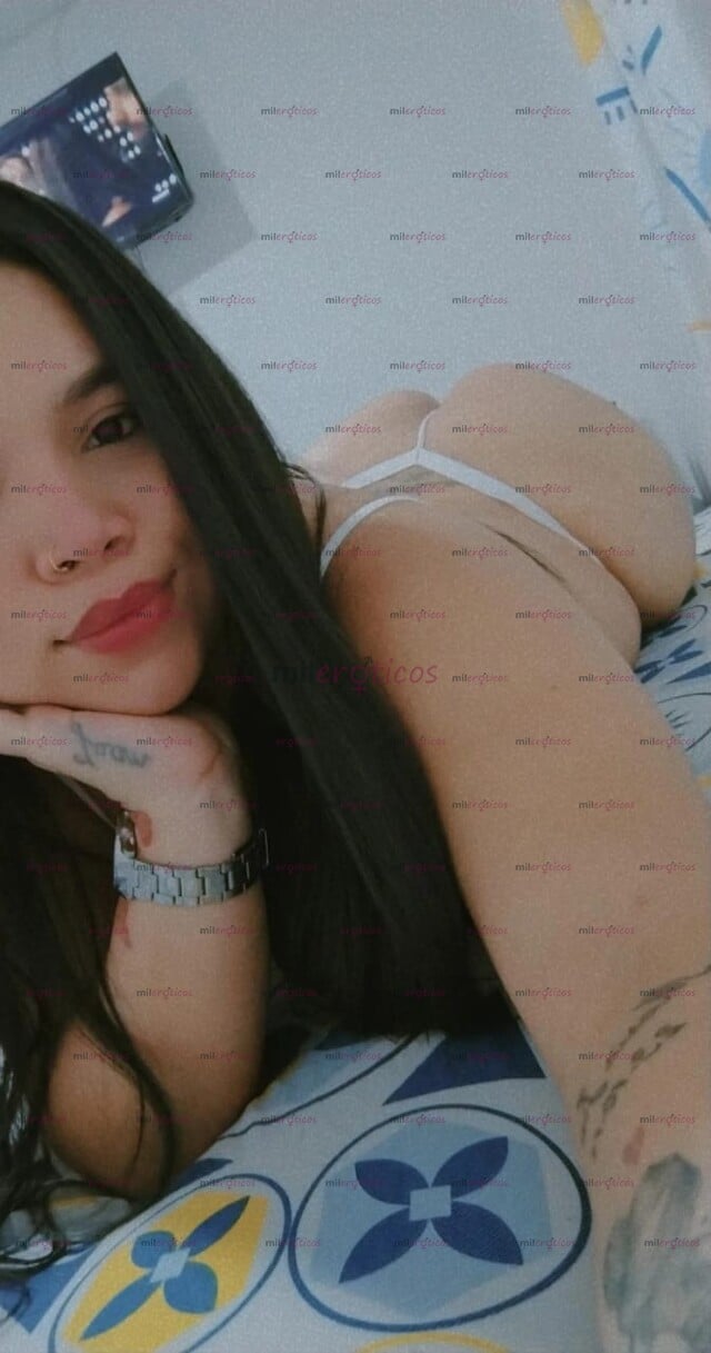 FOTOS DE RICA GORDITA BLANQUITA CON CULO DE INFARTO, DISFRUTA DEL MÁS DELICIOSO ORAL