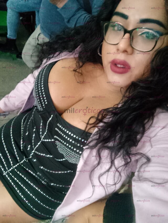FOTOS DE SHIRNICK TRANS CURVY QLONA Y TETONA CON UNA VERGA DE BUEN TAMAÑO PARA PRIMERISOS