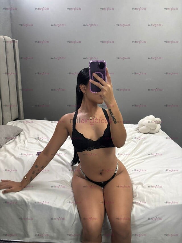 FOTOS DE RICA JOVENCITA DE 19 AÑOS CALIENTE Y SEXY SOY IVY UNA CALIENTE PAPI
