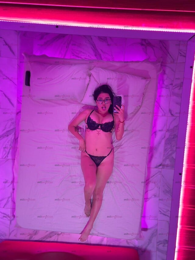 FOTOS DE SOY GABY TÚ PUTICA VIRTUAL, CON 18 AÑITOS DISPUESTA A SACARTE TODA LA LECHE