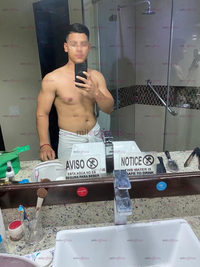 FOTOS DE HOLA SOY RAYO! CHICO GUAPO Y ACTIVO DE GYM, LISTO PARA CUMPLIR TUS FANTASIAS