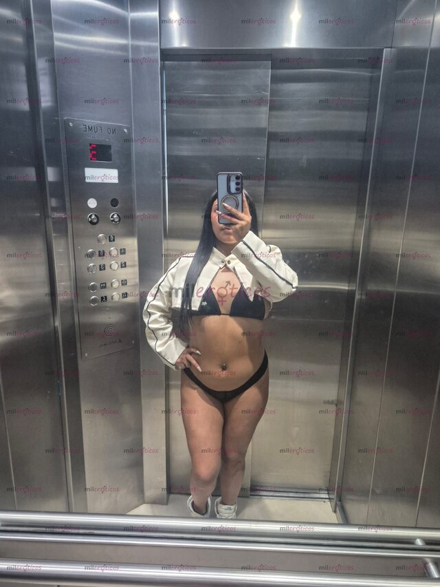 FOTOS DE SEXI MORENA CULONA , JUGUETONA Y TIERNA NUEVA EN LA ZONA