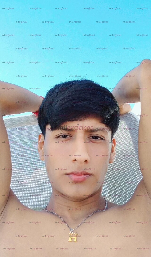 FOTOS DE JOVEN COMPLACIENTE DELGADO, NUEVO EN LA CUIDAD