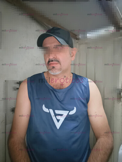 FOTOS DE HOMBRE PAISA DE 42 AÑOS PARA MUJER EN BUSCA DE GIGOLO SEXO SIN COMPROMISO