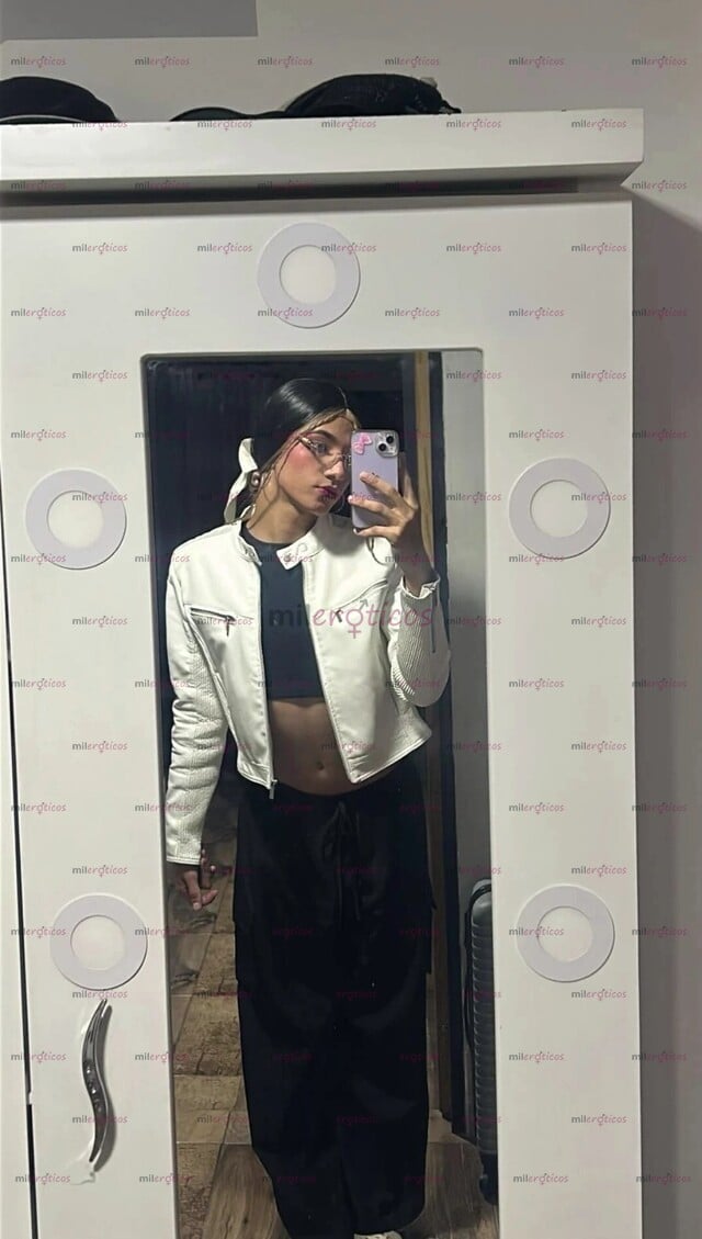 FOTOS DE SOY UNA CHICA NUEVA PERO CON TODA LA ACTITUD PARA ATENDERTE