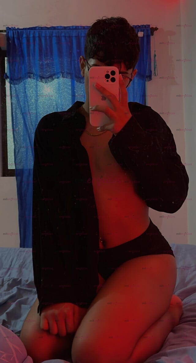 FOTOS DE ESTEBAN, FEMBOY 18 AÑOS CON UN SÚPER CUERPO LISTO PARA DAR PLACER