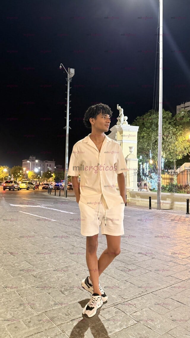 FOTOS DE TWINK PLACENTERO Y APASIONADO EL CUAL PUEDES CONTACTAR YAA!!!