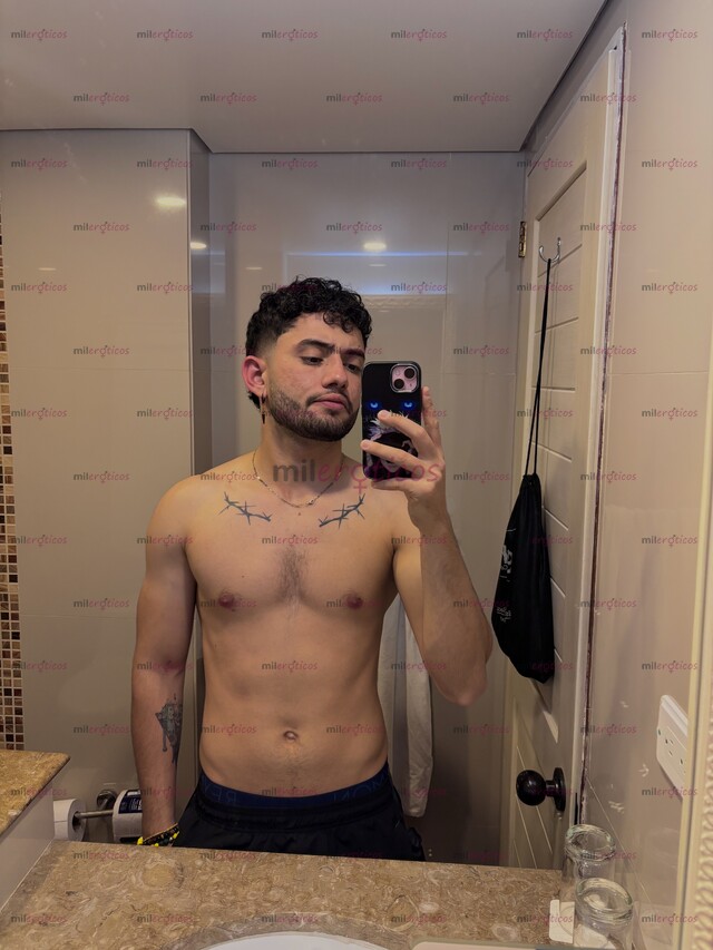 FOTOS DE HEY JOVEN CARISMÁTICO, COQUETO Y SEDUCTOR