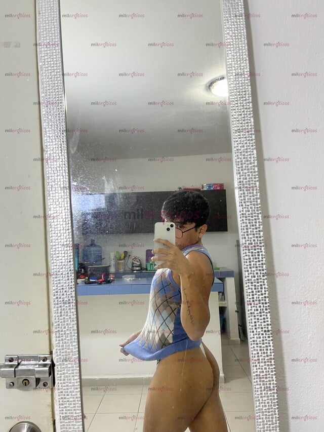 FOTOS DE FEMBOY UNIVERSITARIO CALIENTE Y MUY COMPLACIENTE