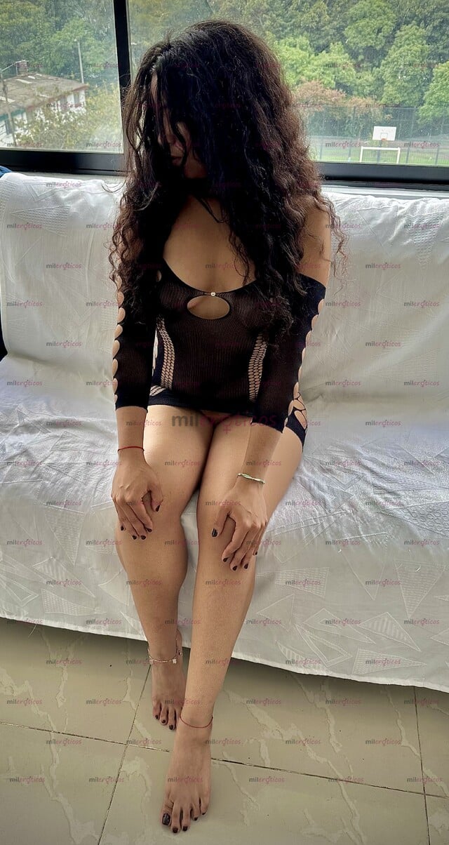 FOTOS DE NIÑA FLAQUITA ESTRECHITA BLANQUITA CON 2 AMIGAS MÁS APT PRIVADO