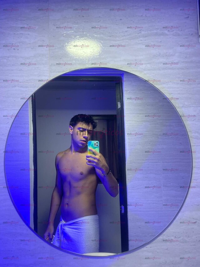 FOTOS DE SOY UN JOVEN VERSÁTIL COMPLACIENTE, EDUCADO Y CARIÑOSO