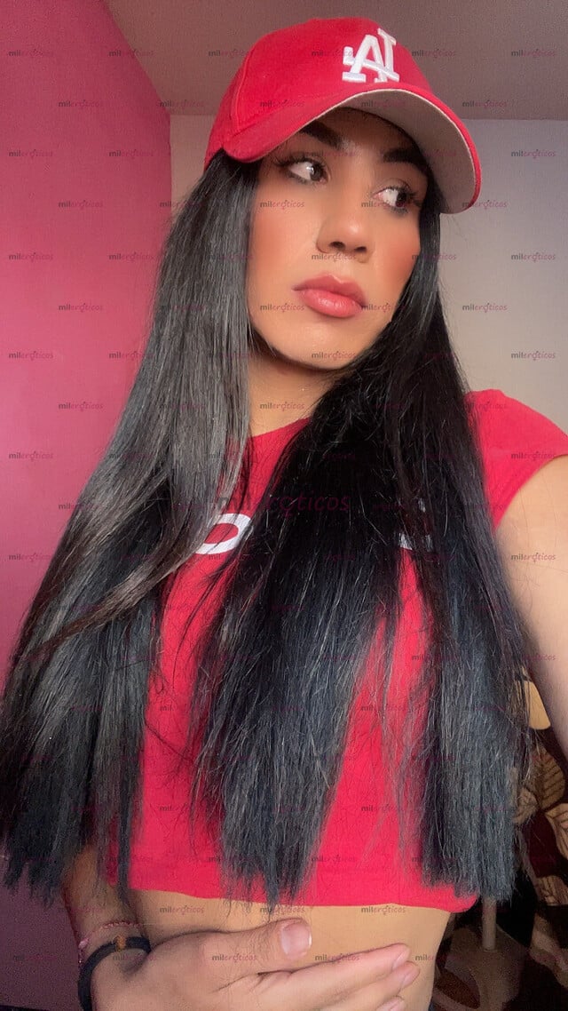 FOTOS DE PUTA FINA DELGADA FEMENINA Y HERMOSA SOBRE TODO AMABLE BUSCAS UN RATO RICO