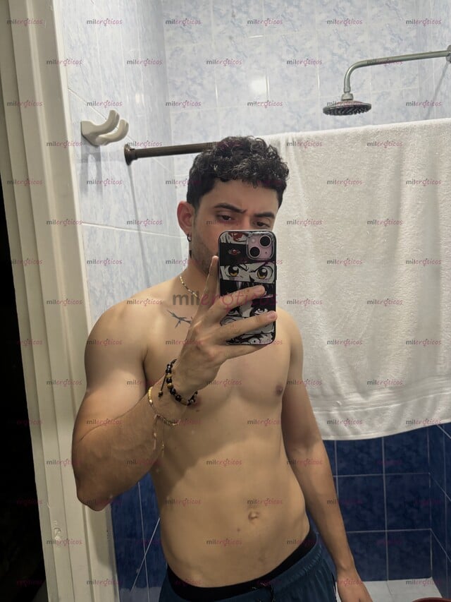 FOTOS DE HEY JOVEN CARISMÁTICO, COQUETO Y SEDUCTOR
