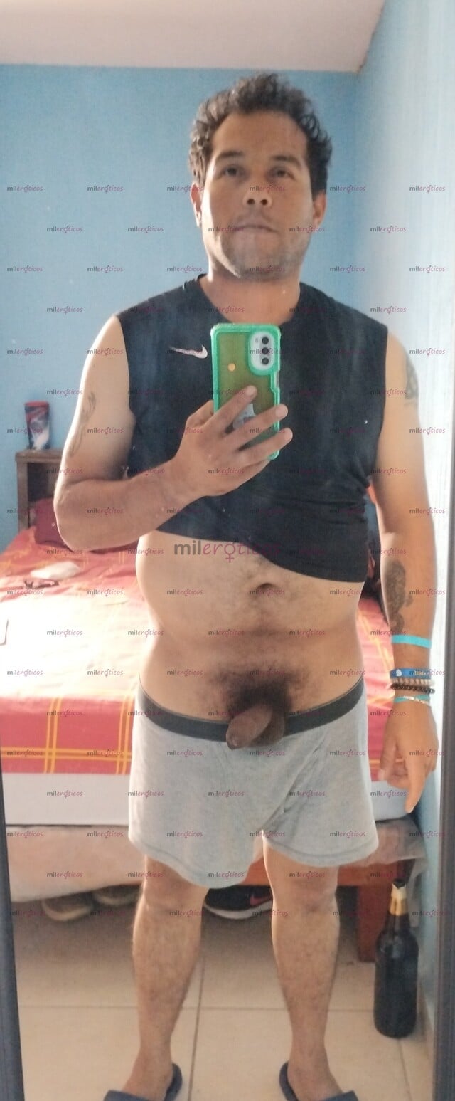 FOTOS DE HOLA PODEMOS SER A..... CON DERECHO? HOMBRE HETERO COMPLACIENTE