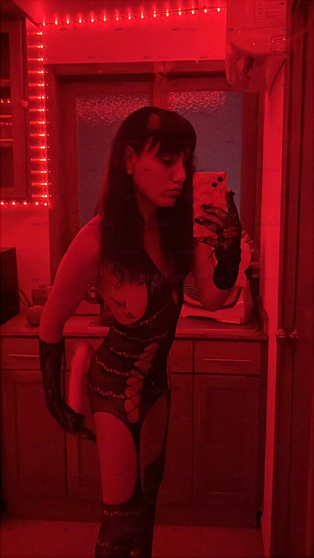 FOTOS DE TRANS VERSÁTIL CON LUGAR SOY NUEVA EN EL AMBIENTE LISTA PARA COMPLIR FANTASÍAS