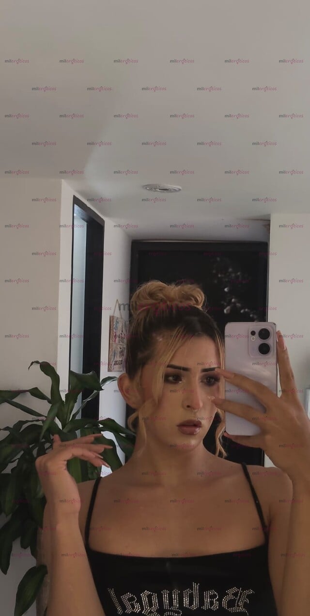 FOTOS DE HOLI,SOY HELEN LINDO CULO Y BUENA POLLA VERSATILIDAD