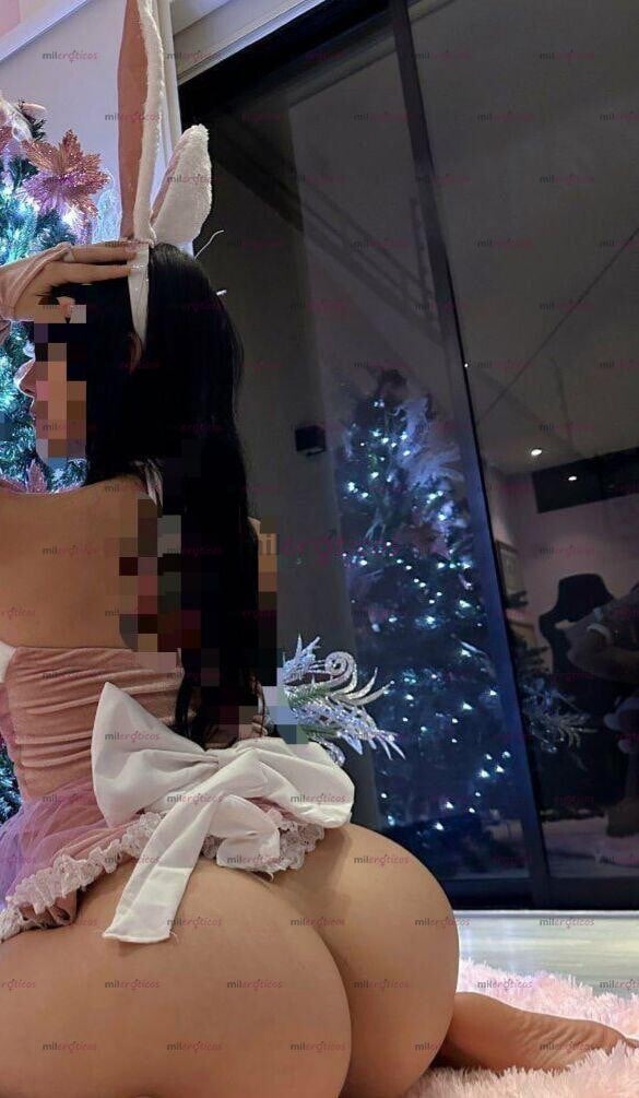 FOTOS DE GÉNESIS UN EXTRASIS DE PLACER ORAL DELICIOSO CON ENSALIVADO