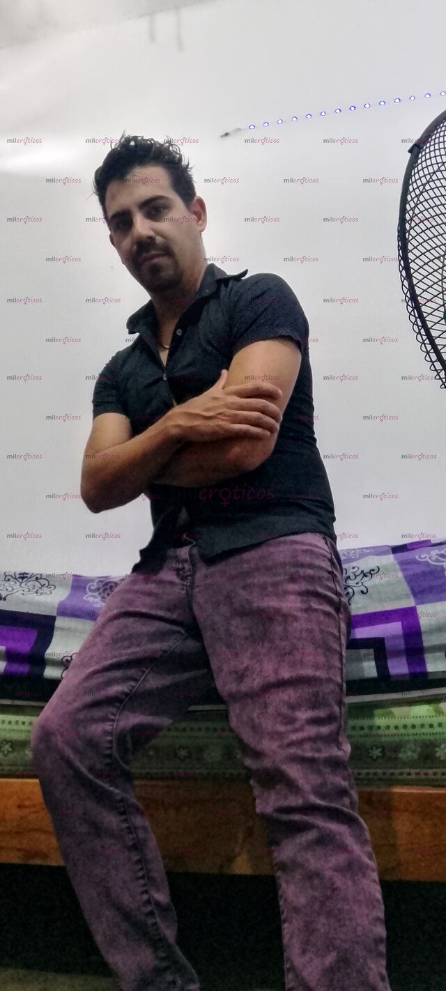 FOTOS DE SOY CUBANO DE MUY BUEN TRATO CARISMÁTICO CARIÑOSO ESPLÉNDIDO EN LA CAMA LO Q ME