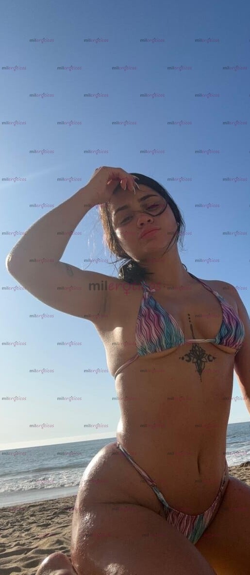 FOTOS DE NIKOL, LATINA DE 19 AÑOS PIEL SUAVE, MIRADA QUE HIPNOTIZA