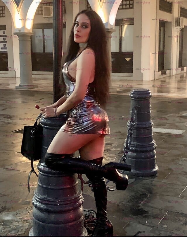 FOTOS DE ALEXANDRA FIESTERA ACEPTO TODAS LAS TARJETAS