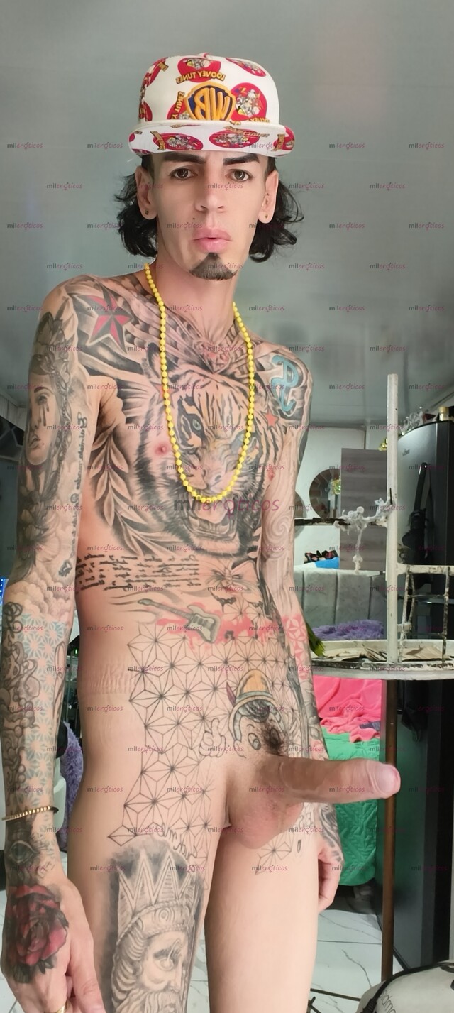 FOTOS DE FLACO ACTIVO BLANCO TATUADO MORBOSO CON SITIO