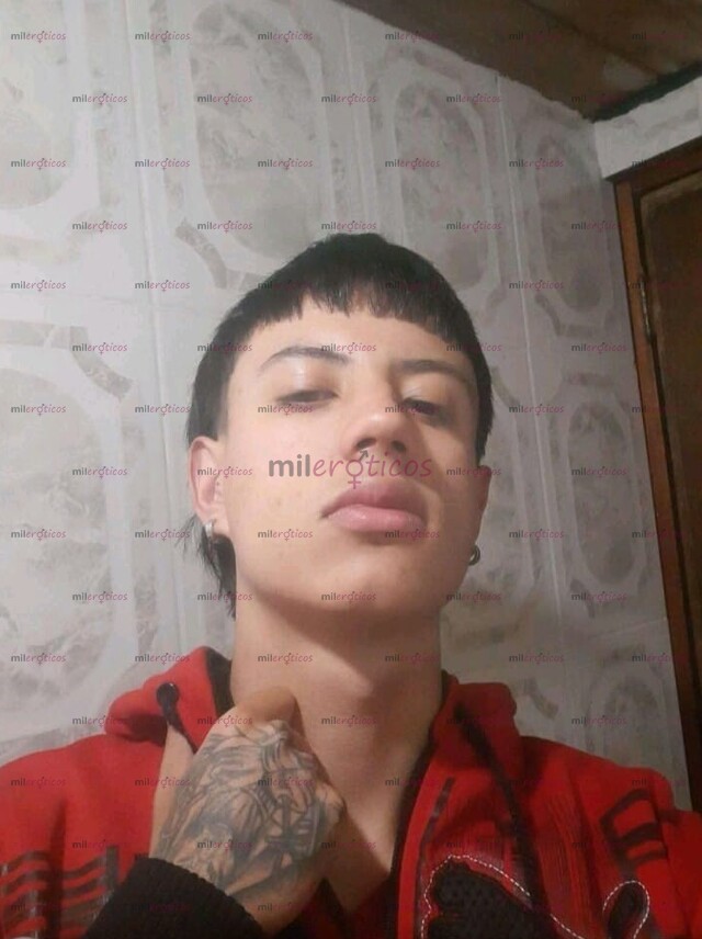 FOTOS DE HOLA, TENGO 21 AÑOS Y SOY DE LA CIUDAD DE BOGOTA, DOY SEXO A MUJERES.