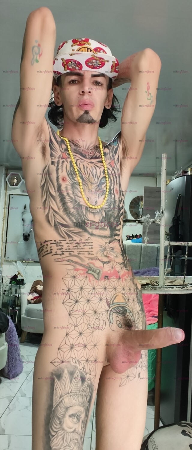 FOTOS DE FLACO ACTIVO BLANCO TATUADO MORBOSO CON SITIO
