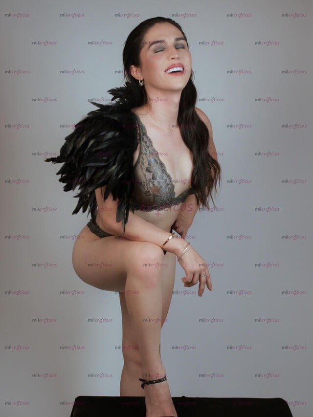 FOTOS DE CHICA TRANNY MUY GUAPA Y DIFERENTE, CONOCE LA VERDADERA FEMINIDAD CON PENE