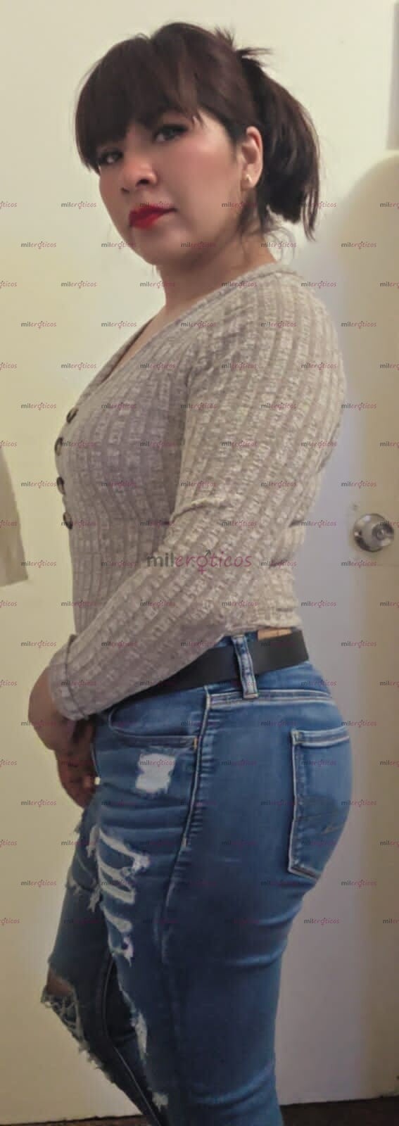 FOTOS DE UNA MUJER PRECIOSA, DIVERTIDA Y MUY ARDIENTE, CON UN LADO SÚPER ATREVIDO QUE TE