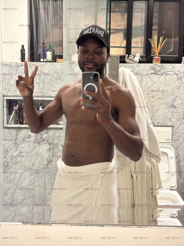 FOTOS DE CHICO BRASILEÑO SEXY AQUÍ PARA COMPLACERTE COMO QUIERAS Y REDUCIR TU ESTRÉS