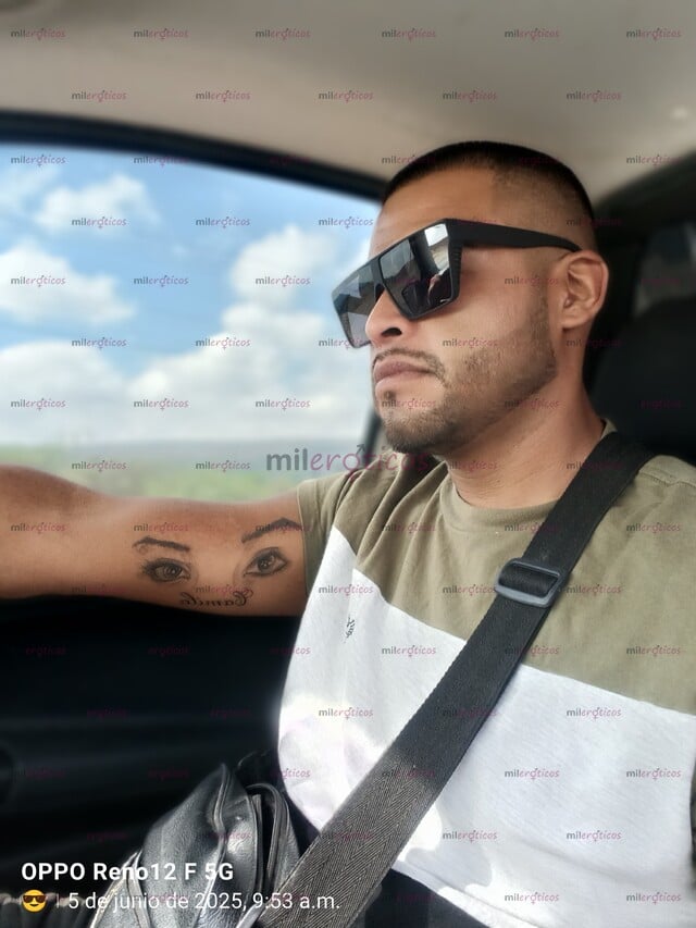 FOTOS DE CHACAL JOVEN ,TATUADO COMPLACIENTE EN TODOS LOS SENTIDOS