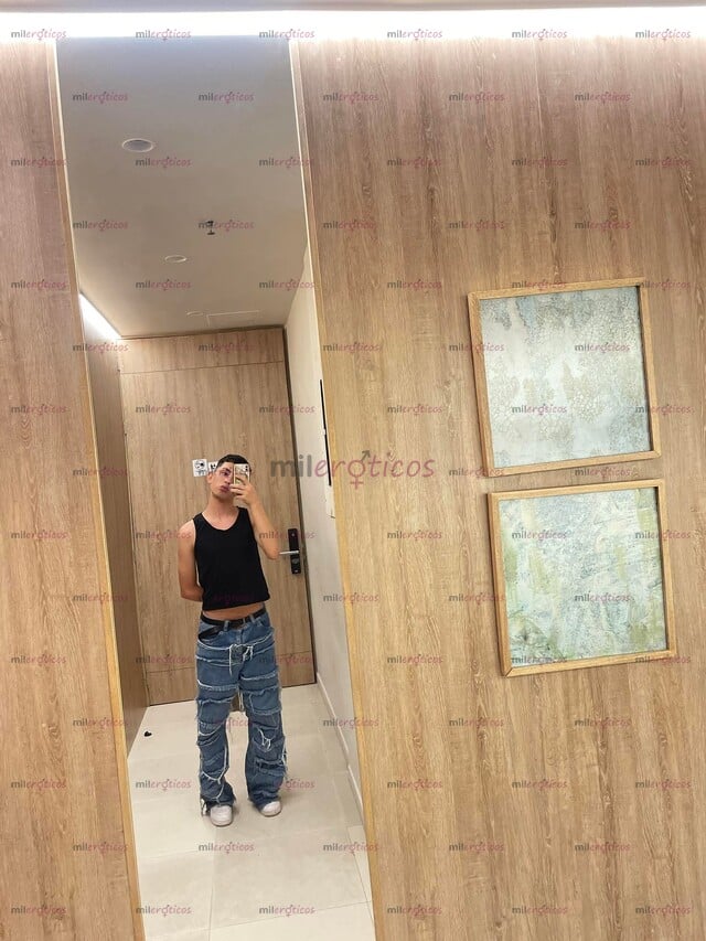 FOTOS DE CHICO DELGADITO VR PASIVO, BLANQUITO SUPER COMPLACIENTE