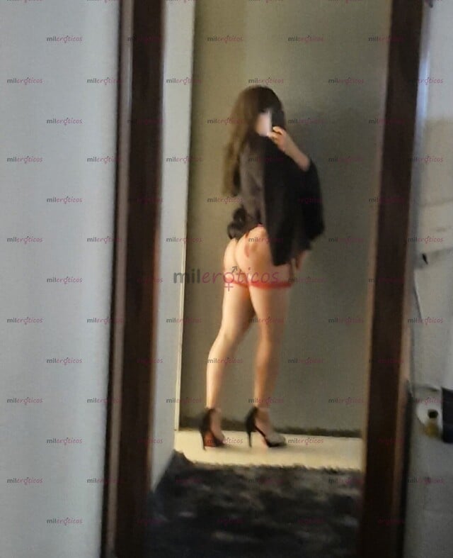 FOTOS DE SOY PASIVA JOVEN DE 22 AÑOS Y ENCANTADA DE COMPLACERTE RICO.
