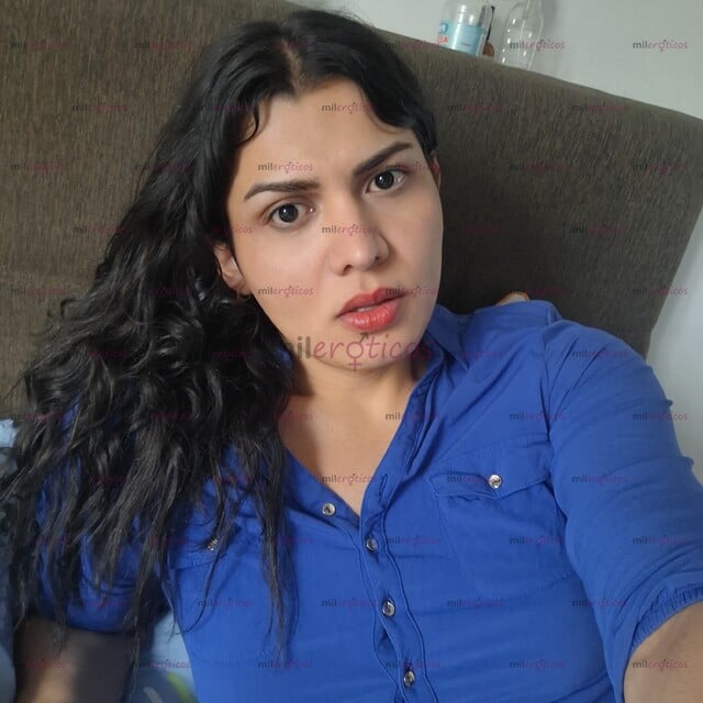 FOTOS DE IVONNE ROXANA HERNÁNDEZ MONTERIANA POR CORFERIAS