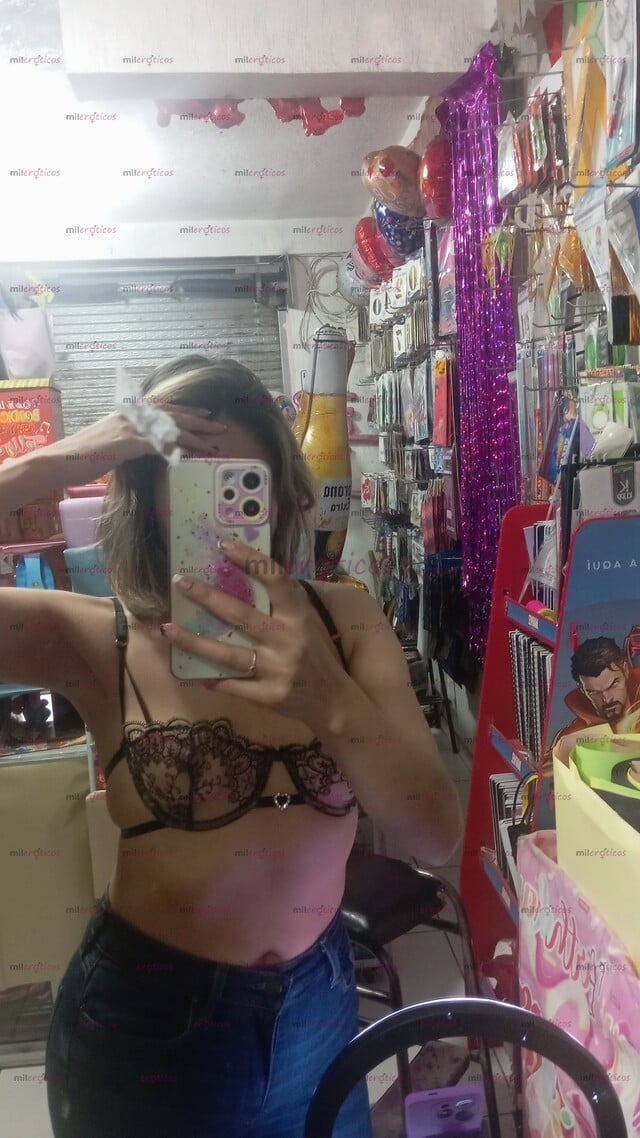 FOTOS DE DESDE 10.000 SOY DANY LINDA MADURA, MONA ALTA Y COMPLACIENTE NO TE ARREPENTIRAS