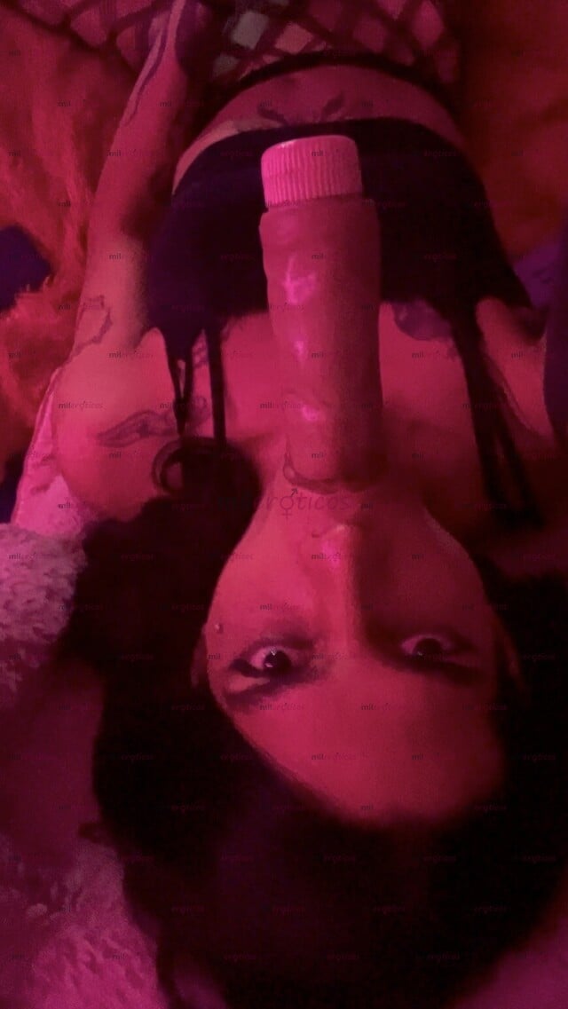 FOTOS DE TRANS DOMINA: EXPERIMENTACIÓN EXTREMA: DOTADA, FOOD PLAY, FETICHES, BDSM