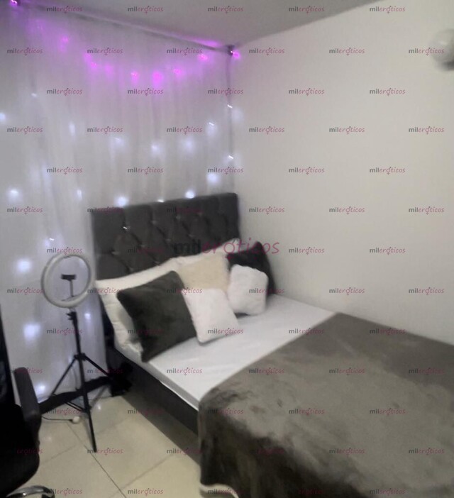 FOTOS DE ALQUILER DE HABITACIONES EQUIPADAS PARA STREAMING Y WEBCAMS