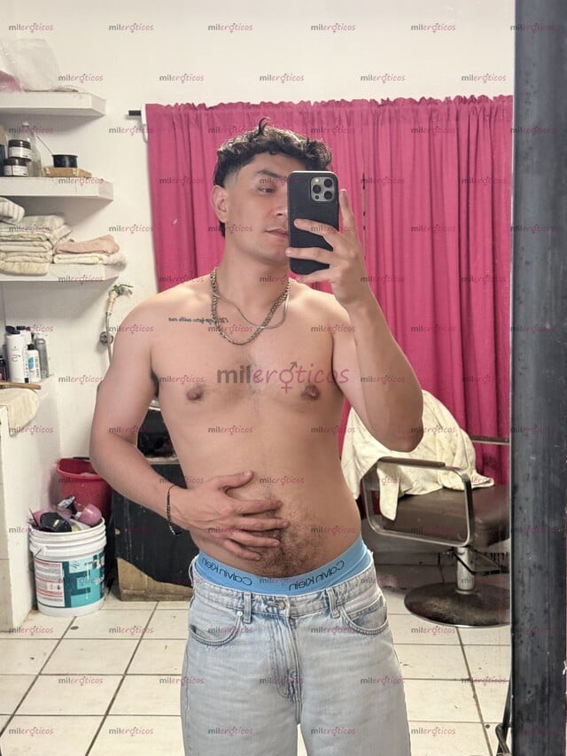 FOTOS DE VERGA DE 19 CENTIMETROS LECHOSO, CALIENTE Y COMPLACIENTE
