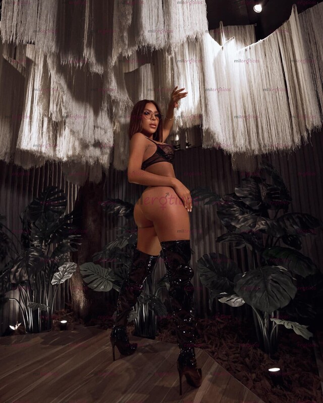 FOTOS DE CHICA FOGOSA CON GANAS DE TENER SEXO DURO, LOCO Y APASIONADO
