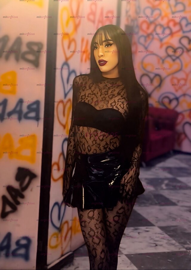FOTOS DE TU PUTITA PELI NEGRA FAVORITA DISPONIBLE PARA COMPLACERTE