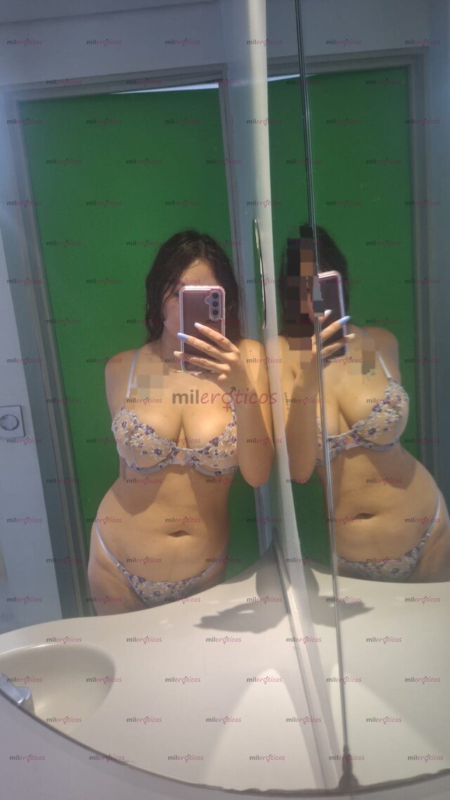 FOTOS DE HOLA MI AMOR, SOY CAMILA LOVS. ¿QUIERES PASARLA RICO? ESCRÍBEME, AMOR.