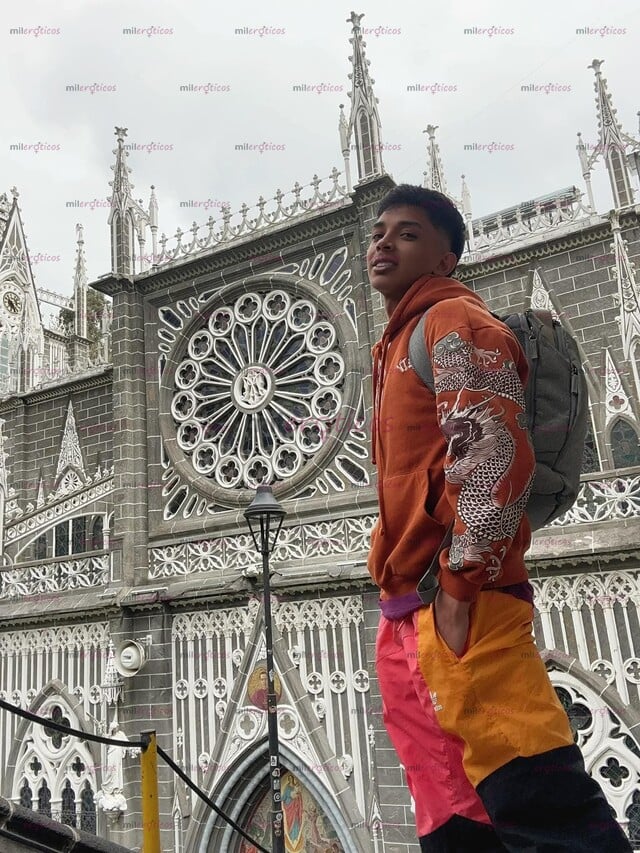 FOTOS DE D SEXY BOYS POR POCOS DIAS EN LA CIUDAD FULL LECHERO TU MEJOR AMANTE