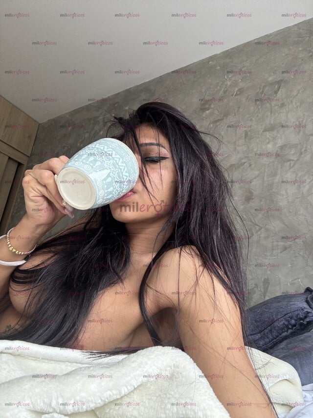 FOTOS DE ALEXANDRA RODRÍGUEZ FLACA AFRODISÍACA DE ALTO IMPACTO (VERGA DURA Y GRUESA)