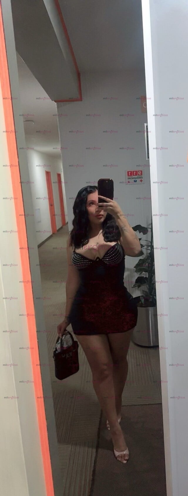 FOTOS DE BRISLETH DE UNAS CADERAS PERFECTAS Y UNAS NALGAS ÚNICAS