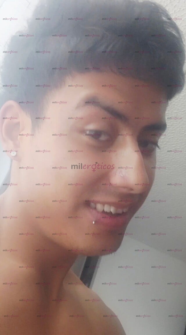 FOTOS DE BELLO JOVEN AMANTE DEL BUEN SEXO APASIONADO