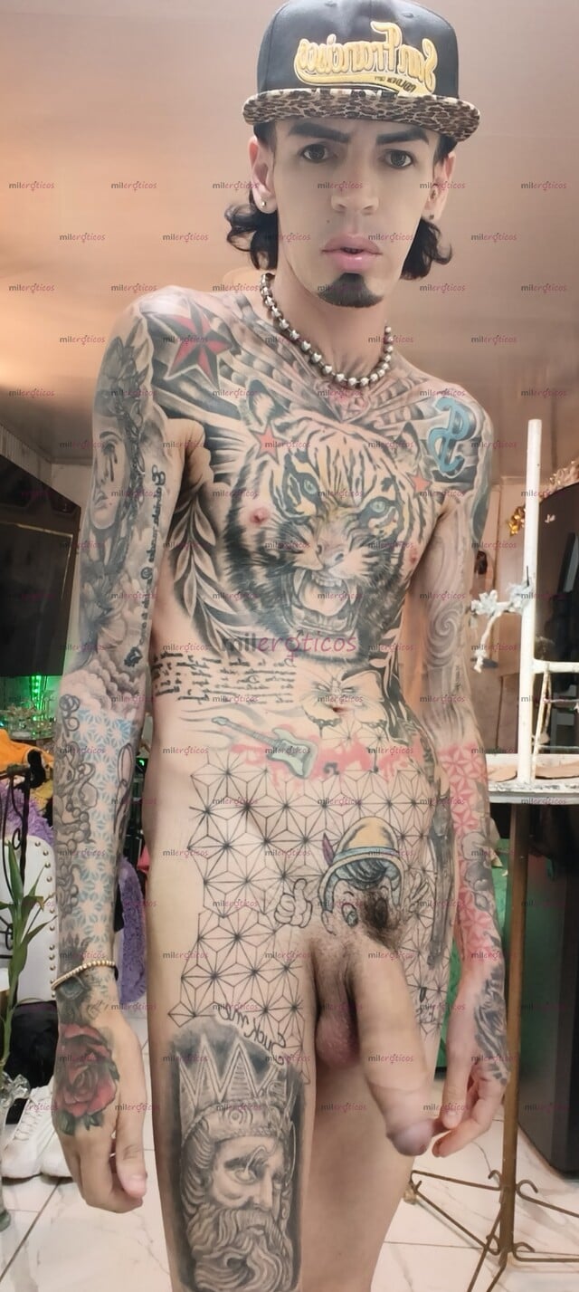 FOTOS DE FLACO BLANCO ACTIVO TATUADO MORBOSO CON SITIO