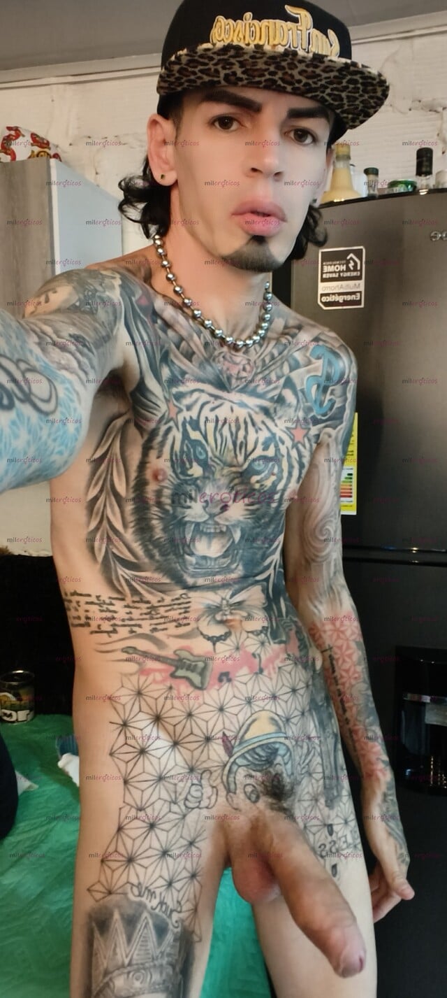 FOTOS DE FLACO BLANCO ACTIVO TATUADO MORBOSO CON SITIO
