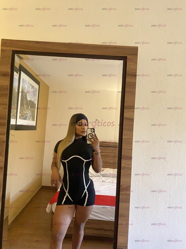 FOTOS DE ACTIVA DOMINANTE, QUIERES QUE TE PREÑE Y TE MAME EL CULO?